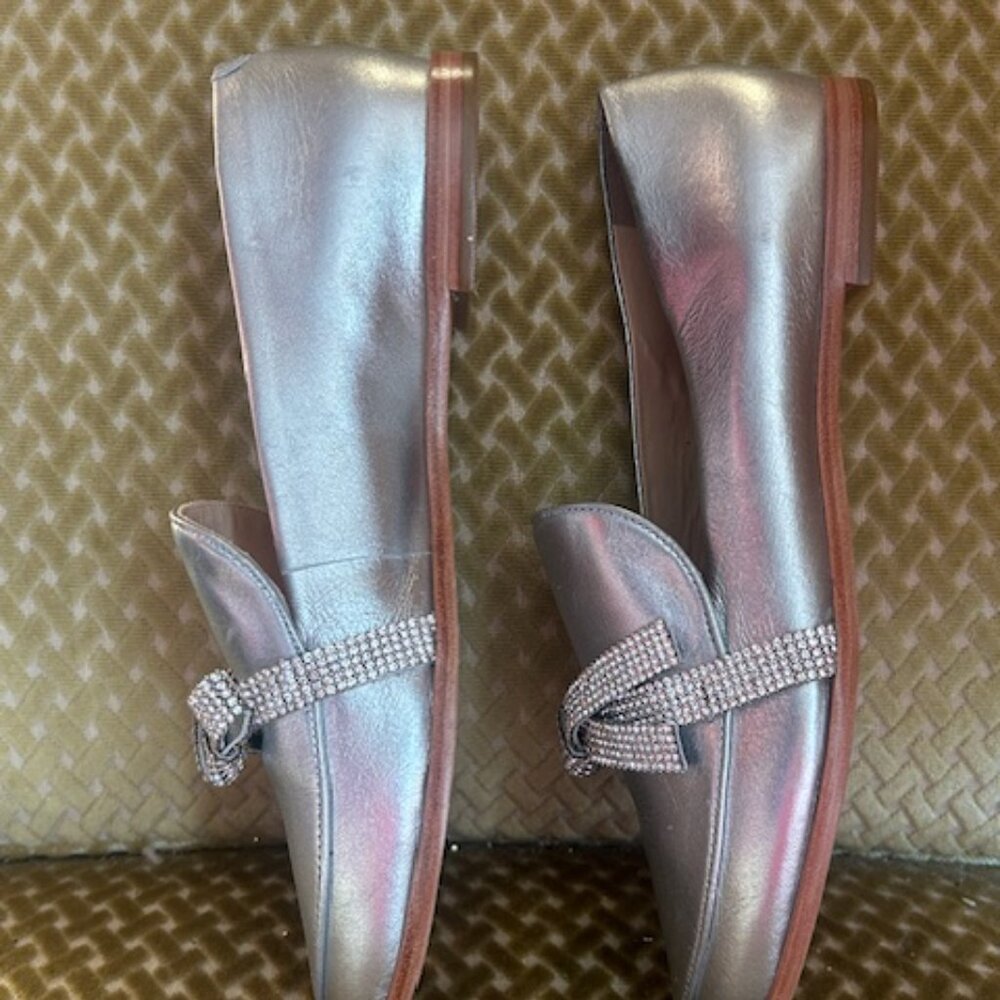 Anthropologie x Guilhermina Crystal Bow Metallic Silver Leather Loafers Flats 9 - Picture 14 of 16